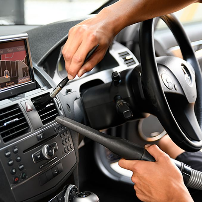 limpieza interior + aspirado limpieza interior + aspirado